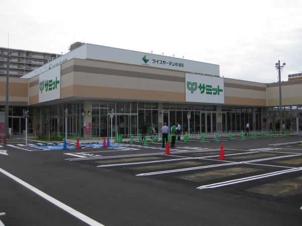 サミットストアライフガーデン浦安富岡